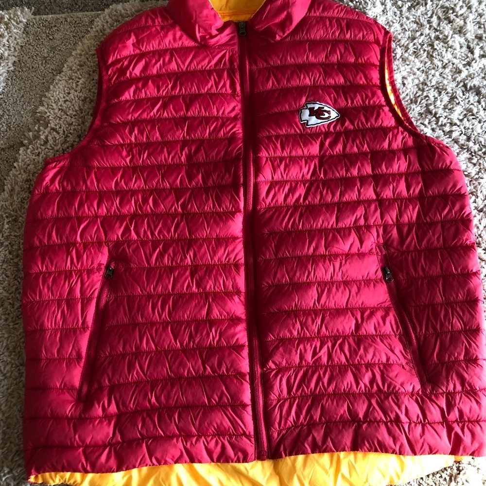 Kansas City chiefs vest size xxl